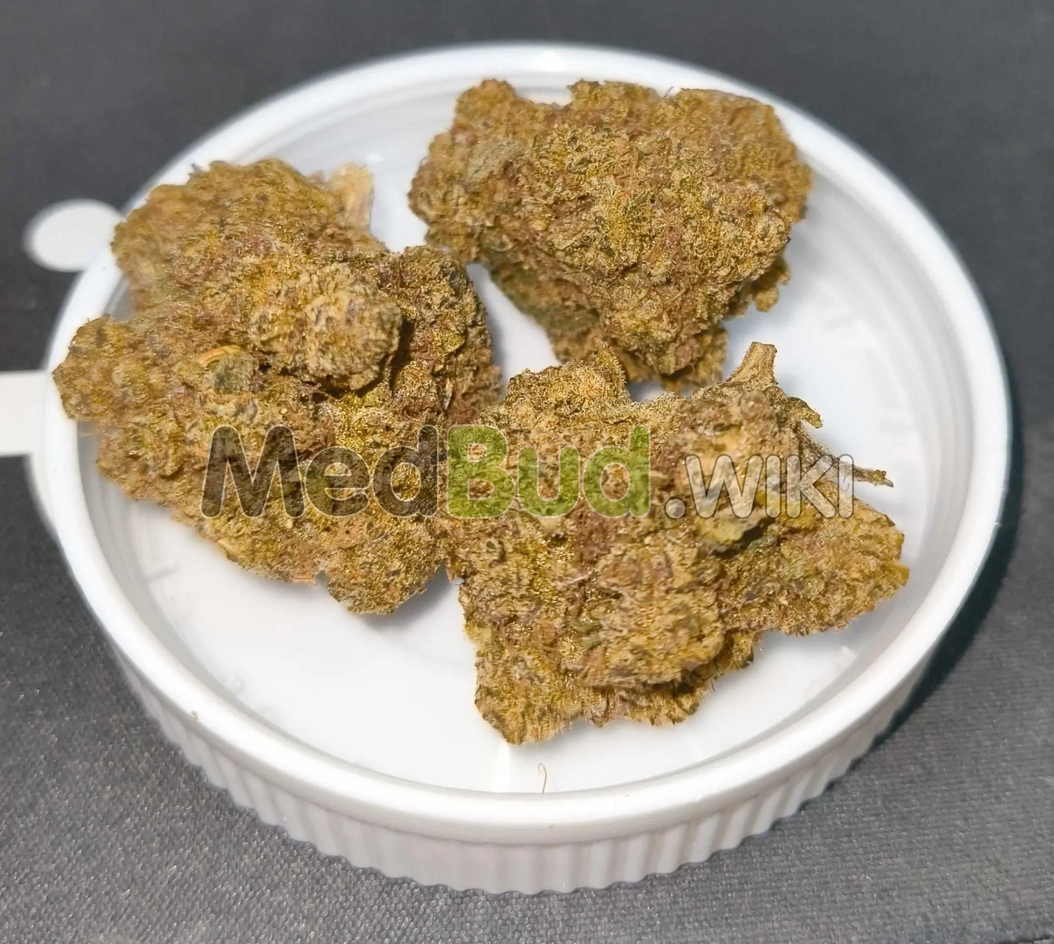 M.A.C. Deluxe product photo